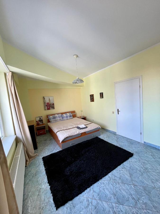 Luanaapartments #1 Otopeni Exterior foto